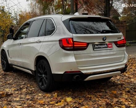 Белый БМВ Х5, объемом двигателя 3 л и пробегом 241 тыс. км за 18440 $, фото 8 на Automoto.ua