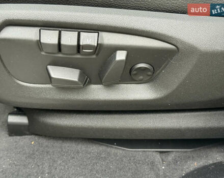 Белый БМВ Х5, объемом двигателя 3 л и пробегом 287 тыс. км за 23999 $, фото 26 на Automoto.ua