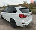 Белый БМВ Х5, объемом двигателя 2.98 л и пробегом 140 тыс. км за 23500 $, фото 6 на Automoto.ua