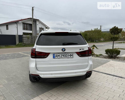 Білий БМВ Х5, об'ємом двигуна 2.99 л та пробігом 185 тис. км за 35000 $, фото 7 на Automoto.ua