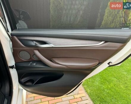 Білий БМВ Х5, об'ємом двигуна 2.99 л та пробігом 185 тис. км за 35500 $, фото 55 на Automoto.ua