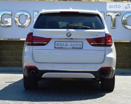 Белый БМВ Х5, объемом двигателя 3 л и пробегом 175 тыс. км за 21900 $, фото 9 на Automoto.ua
