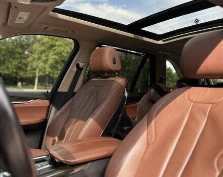 Белый БМВ Х5, объемом двигателя 3 л и пробегом 193 тыс. км за 24700 $, фото 22 на Automoto.ua