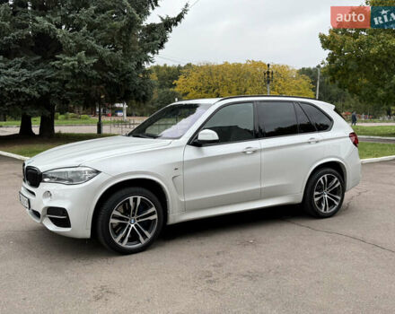 Білий БМВ Х5, об'ємом двигуна 2.99 л та пробігом 215 тис. км за 35000 $, фото 4 на Automoto.ua