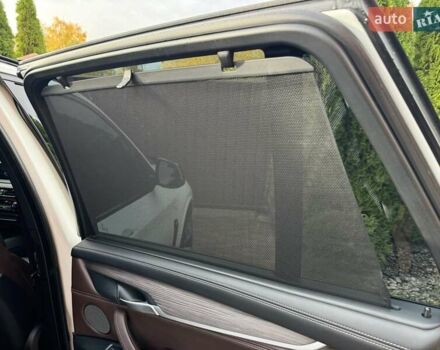 Білий БМВ Х5, об'ємом двигуна 2.99 л та пробігом 185 тис. км за 35500 $, фото 54 на Automoto.ua