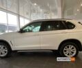 Белый БМВ Х5, объемом двигателя 3 л и пробегом 142 тыс. км за 22000 $, фото 3 на Automoto.ua