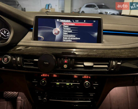 Білий БМВ Х5, об'ємом двигуна 3 л та пробігом 180 тис. км за 35000 $, фото 25 на Automoto.ua