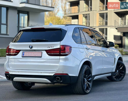 Белый БМВ Х5, объемом двигателя 2.99 л и пробегом 220 тыс. км за 27999 $, фото 21 на Automoto.ua