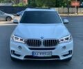 Белый БМВ Х5, объемом двигателя 3 л и пробегом 155 тыс. км за 31999 $, фото 1 на Automoto.ua