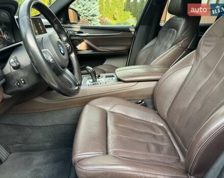 Білий БМВ Х5, об'ємом двигуна 2.99 л та пробігом 185 тис. км за 35500 $, фото 29 на Automoto.ua