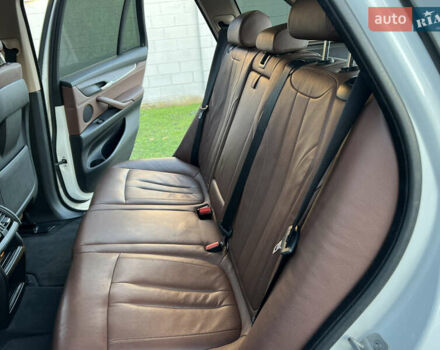 Белый БМВ Х5, объемом двигателя 2 л и пробегом 169 тыс. км за 23800 $, фото 86 на Automoto.ua