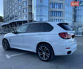 Белый БМВ Х5, объемом двигателя 3 л и пробегом 184 тыс. км за 32000 $, фото 31 на Automoto.ua