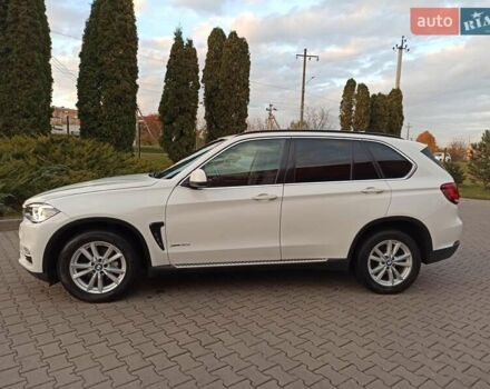 Белый БМВ Х5, объемом двигателя 2.99 л и пробегом 236 тыс. км за 24500 $, фото 3 на Automoto.ua