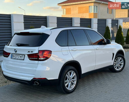 Белый БМВ Х5, объемом двигателя 2 л и пробегом 169 тыс. км за 23800 $, фото 76 на Automoto.ua