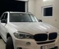 Белый БМВ Х5, объемом двигателя 2.99 л и пробегом 250 тыс. км за 28500 $, фото 1 на Automoto.ua