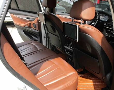 Белый БМВ Х5, объемом двигателя 3 л и пробегом 86 тыс. км за 13500 $, фото 15 на Automoto.ua