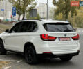 Белый БМВ Х5, объемом двигателя 3 л и пробегом 287 тыс. км за 23999 $, фото 14 на Automoto.ua