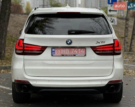 Белый БМВ Х5, объемом двигателя 3 л и пробегом 287 тыс. км за 23999 $, фото 17 на Automoto.ua