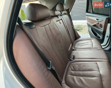 Белый БМВ Х5, объемом двигателя 2 л и пробегом 169 тыс. км за 23800 $, фото 27 на Automoto.ua