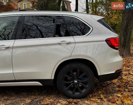Білий БМВ Х5, об'ємом двигуна 3 л та пробігом 241 тис. км за 18490 $, фото 9 на Automoto.ua
