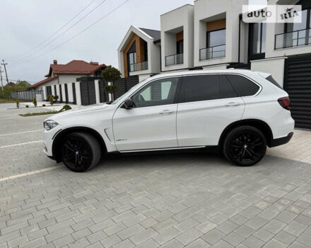 Білий БМВ Х5, об'ємом двигуна 2.99 л та пробігом 185 тис. км за 35000 $, фото 5 на Automoto.ua