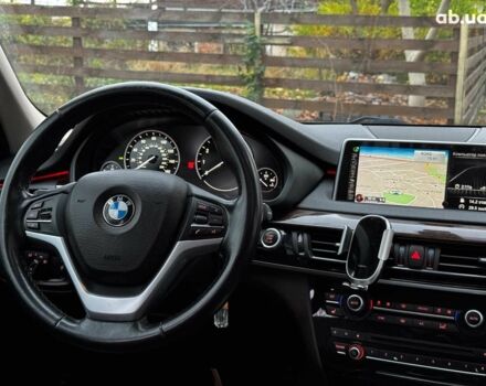 Белый БМВ Х5, объемом двигателя 3 л и пробегом 241 тыс. км за 18440 $, фото 28 на Automoto.ua