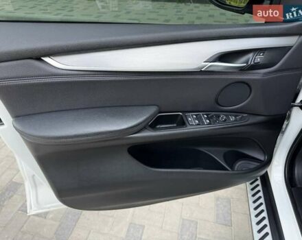 Білий БМВ Х5, об'ємом двигуна 2.99 л та пробігом 162 тис. км за 34300 $, фото 39 на Automoto.ua