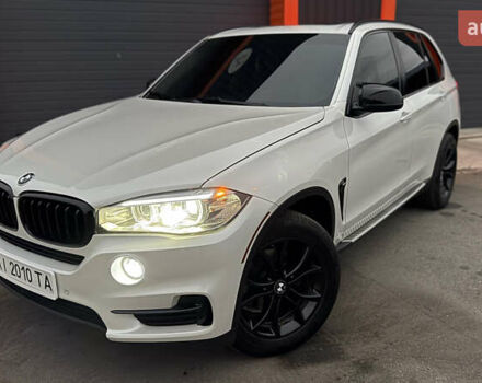 Белый БМВ Х5, объемом двигателя 3 л и пробегом 225 тыс. км за 28999 $, фото 1 на Automoto.ua