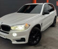 Белый БМВ Х5, объемом двигателя 3 л и пробегом 225 тыс. км за 28999 $, фото 1 на Automoto.ua