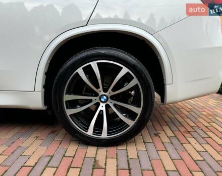 Білий БМВ Х5, об'ємом двигуна 2.99 л та пробігом 185 тис. км за 35500 $, фото 17 на Automoto.ua