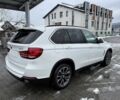 Белый БМВ Х5, объемом двигателя 3 л и пробегом 83 тыс. км за 4000 $, фото 3 на Automoto.ua