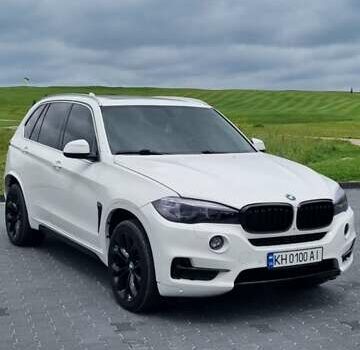 Белый БМВ Х5, объемом двигателя 2.98 л и пробегом 184 тыс. км за 22000 $, фото 23 на Automoto.ua