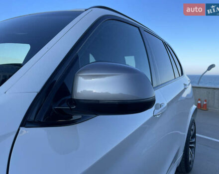 Белый БМВ Х5, объемом двигателя 3 л и пробегом 184 тыс. км за 32000 $, фото 13 на Automoto.ua