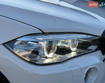 Белый БМВ Х5, объемом двигателя 2 л и пробегом 169 тыс. км за 23800 $, фото 62 на Automoto.ua