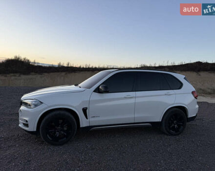 Белый БМВ Х5, объемом двигателя 2.99 л и пробегом 244 тыс. км за 21999 $, фото 4 на Automoto.ua