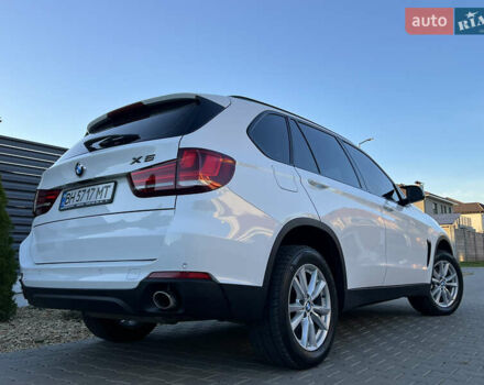 Белый БМВ Х5, объемом двигателя 2 л и пробегом 170 тыс. км за 23500 $, фото 24 на Automoto.ua