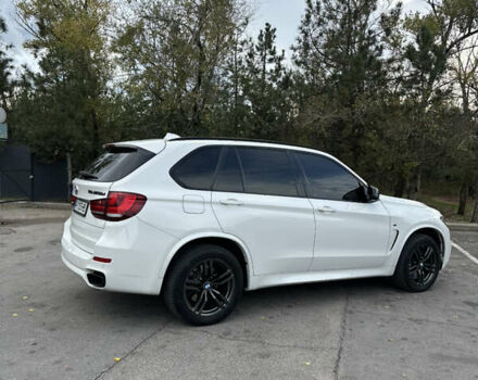 Белый БМВ Х5, объемом двигателя 3 л и пробегом 263 тыс. км за 35900 $, фото 27 на Automoto.ua