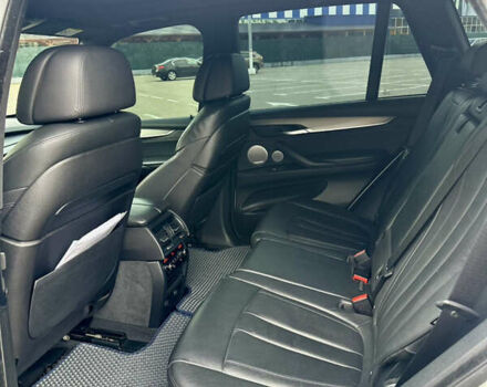 Белый БМВ Х5, объемом двигателя 3 л и пробегом 263 тыс. км за 35900 $, фото 28 на Automoto.ua