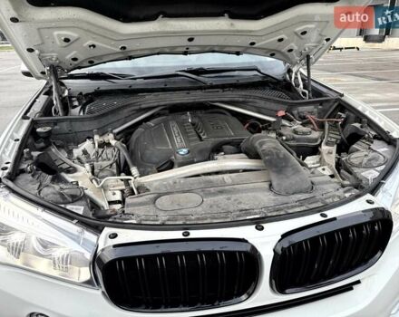 Білий БМВ Х5, об'ємом двигуна 3 л та пробігом 118 тис. км за 23990 $, фото 40 на Automoto.ua