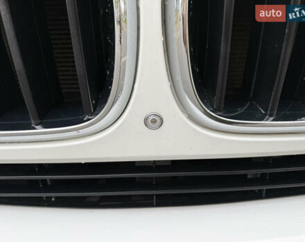 Белый БМВ Х5, объемом двигателя 3 л и пробегом 287 тыс. км за 23999 $, фото 54 на Automoto.ua