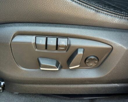 Білий БМВ Х5, об'ємом двигуна 3 л та пробігом 288 тис. км за 26666 $, фото 17 на Automoto.ua