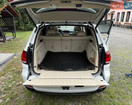 Білий БМВ Х5, об'ємом двигуна 2.99 л та пробігом 281 тис. км за 27500 $, фото 10 на Automoto.ua