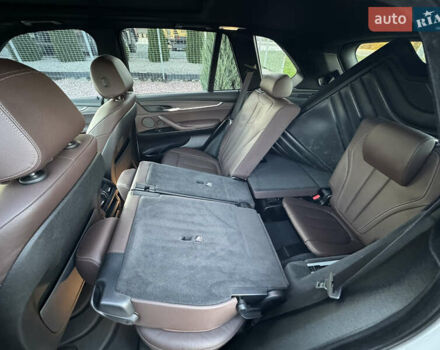 БМВ Х5 2014 в Днепре (Днепропетровске) на Automoto.ua Белый БМВ Х5, объемом двигателя 2.98 л и пробегом 140 тыс. км за 29000 $, фото 33 на Automoto.ua