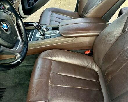 Білий БМВ Х5, об'ємом двигуна 3 л та пробігом 270 тис. км за 18950 $, фото 6 на Automoto.ua