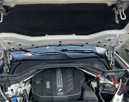 Белый БМВ Х5, объемом двигателя 2 л и пробегом 220 тыс. км за 27500 $, фото 11 на Automoto.ua