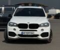 Білий БМВ Х5, об'ємом двигуна 3 л та пробігом 288 тис. км за 26666 $, фото 1 на Automoto.ua