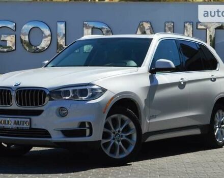 Белый БМВ Х5, объемом двигателя 3 л и пробегом 175 тыс. км за 21900 $, фото 4 на Automoto.ua