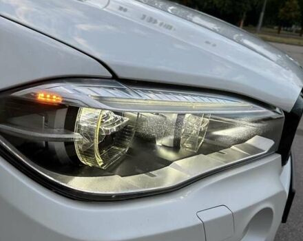 Белый БМВ Х5, объемом двигателя 3 л и пробегом 193 тыс. км за 24700 $, фото 17 на Automoto.ua