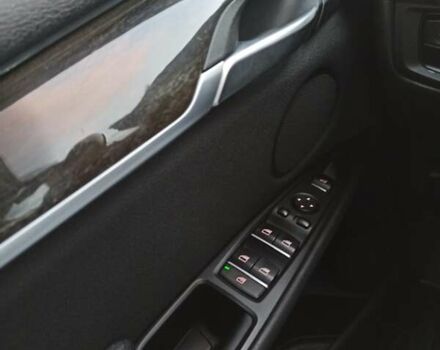 Белый БМВ Х5, объемом двигателя 2.99 л и пробегом 236 тыс. км за 24500 $, фото 40 на Automoto.ua