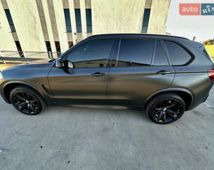 Белый БМВ Х5, объемом двигателя 2.99 л и пробегом 275 тыс. км за 25500 $, фото 5 на Automoto.ua